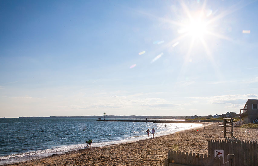 An ocean scene on a sunny day representing the Environmental Studies minor at Curry College