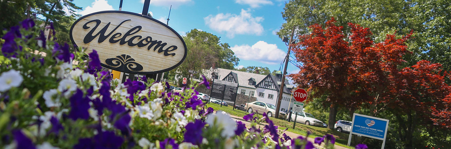 A Welcome sign signals Open House at Curry College