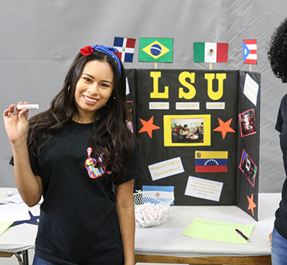 LSU member at the Student Involvement Fair 